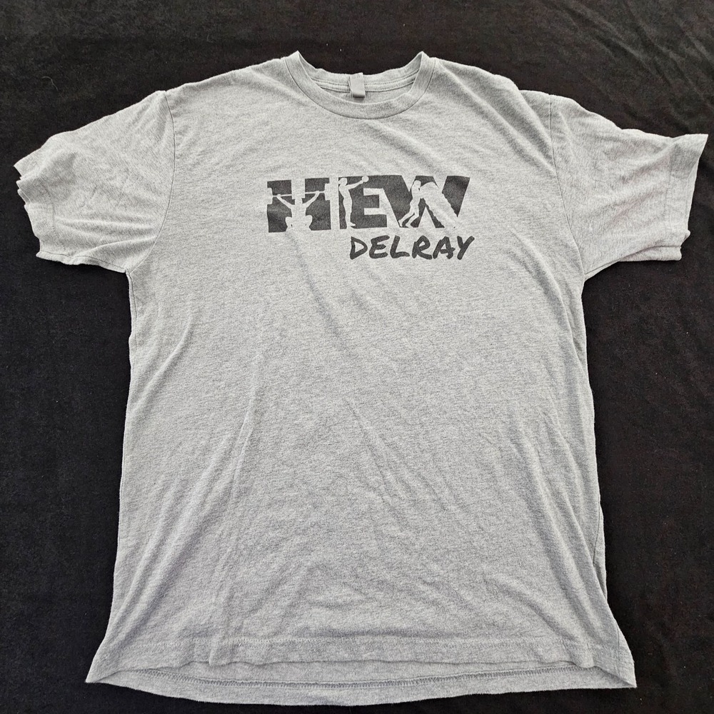 HEW Delray Beach FL USA Flag Weight Bars Kettle Weights Gray T-Shirt Men's L
